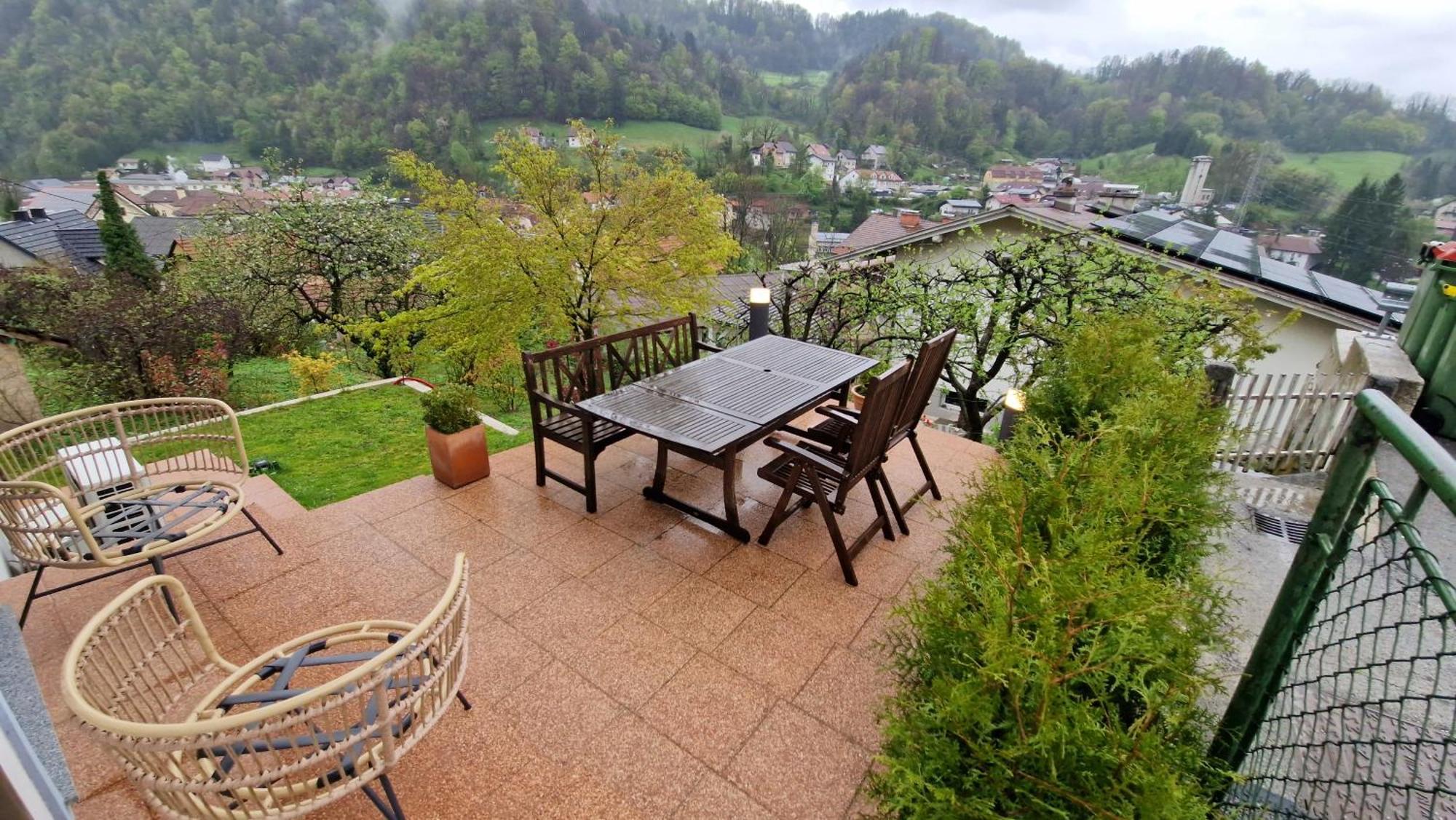Bergmannhaus Villa Zagorje ob Savi Exterior photo